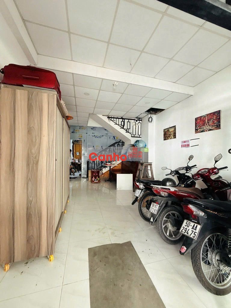 CHDV 3 TẦNG GẦN LÂM VĂN BỀN DT 5.5m x17m nhĩnh 6ty