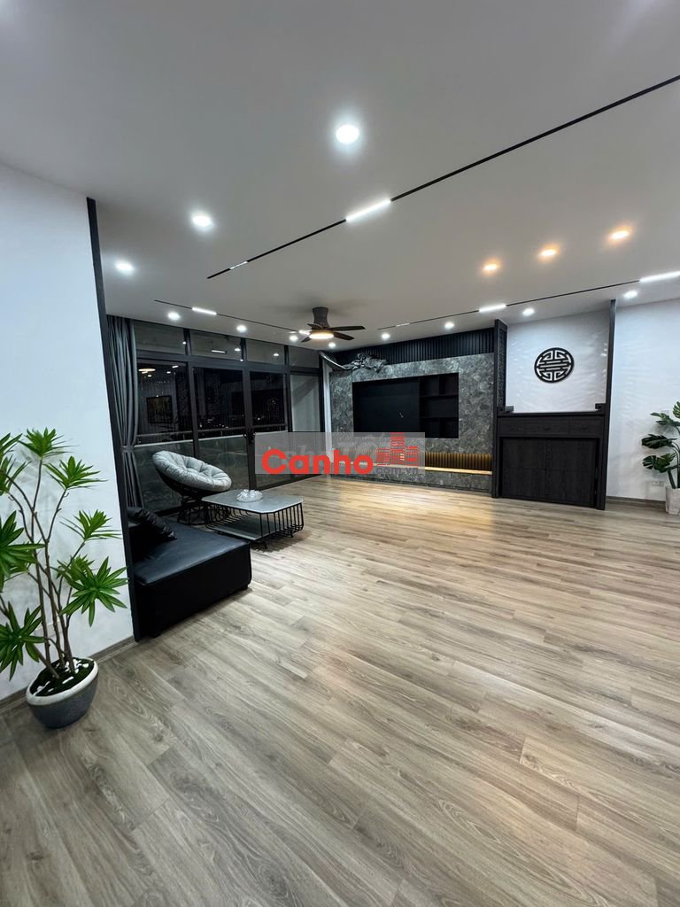 Tôi cần bán chung cư KĐT Văn Khê căn góc 120m2, 3 ngủ, 2 vs chỉ 5.X tỷ