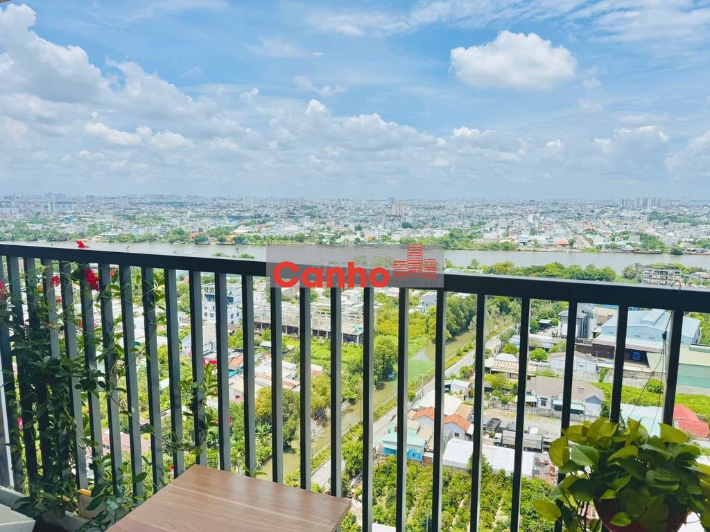 15p tới Hàng Xanh, sẵn sổ 2PN 74m2 trả trước 1 tỷ mặt tiền QL13