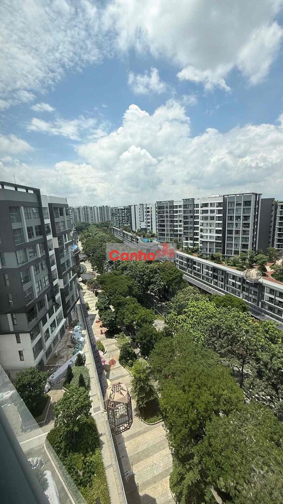 Chính chủ bán căn Diamond Alnata 6tỷ bao pql 1 năm ra sổ -Celadon city