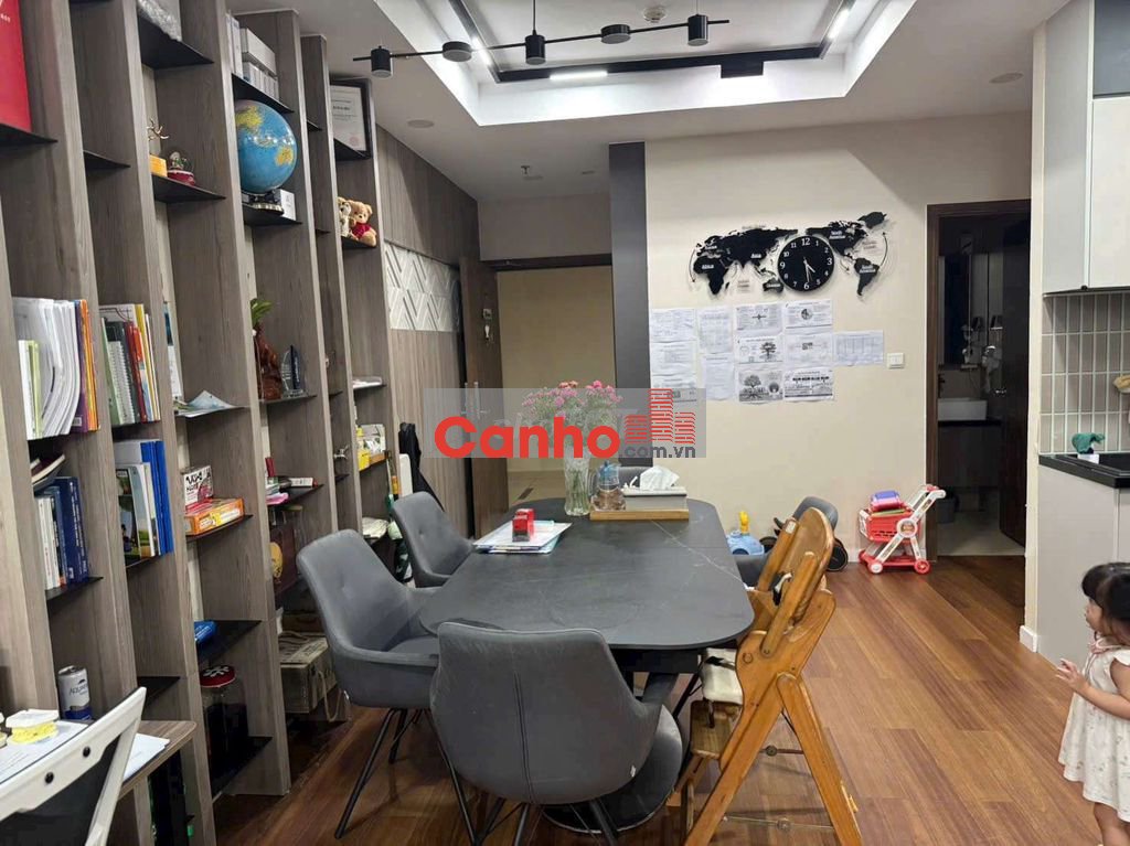 Căn hộ 85m2, Nhà mới nhận 3 năm, Tặng nội thất đẹp, View Landmark 81