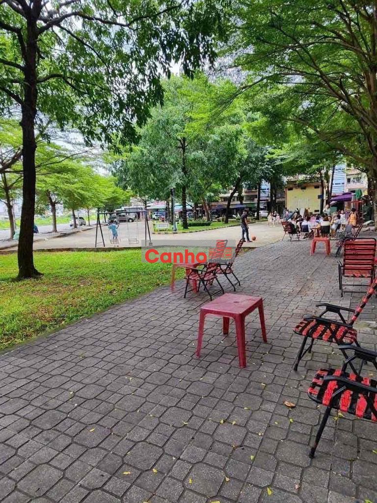 Chính chủ cần bán MTKd chung cư tầng trệt Sơn kì,dt:110m2,2Pn/2wc,Tphu