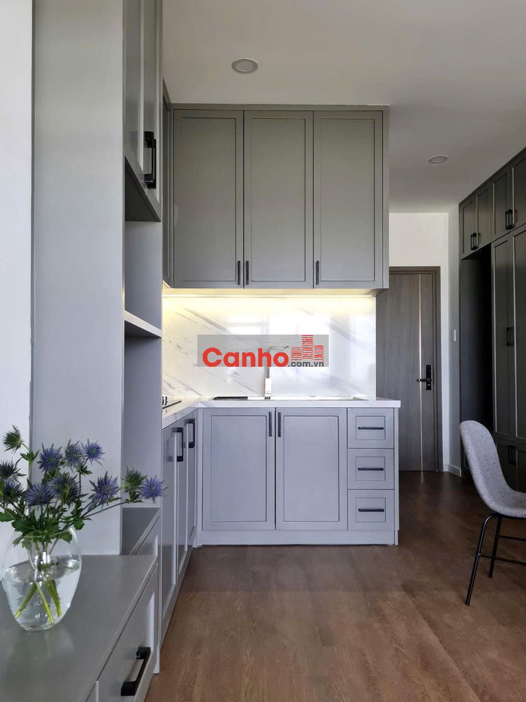 Bán căn hộ đã hoàn thiện - có gác lửng - view nhà ga T3 Sân bay TSN