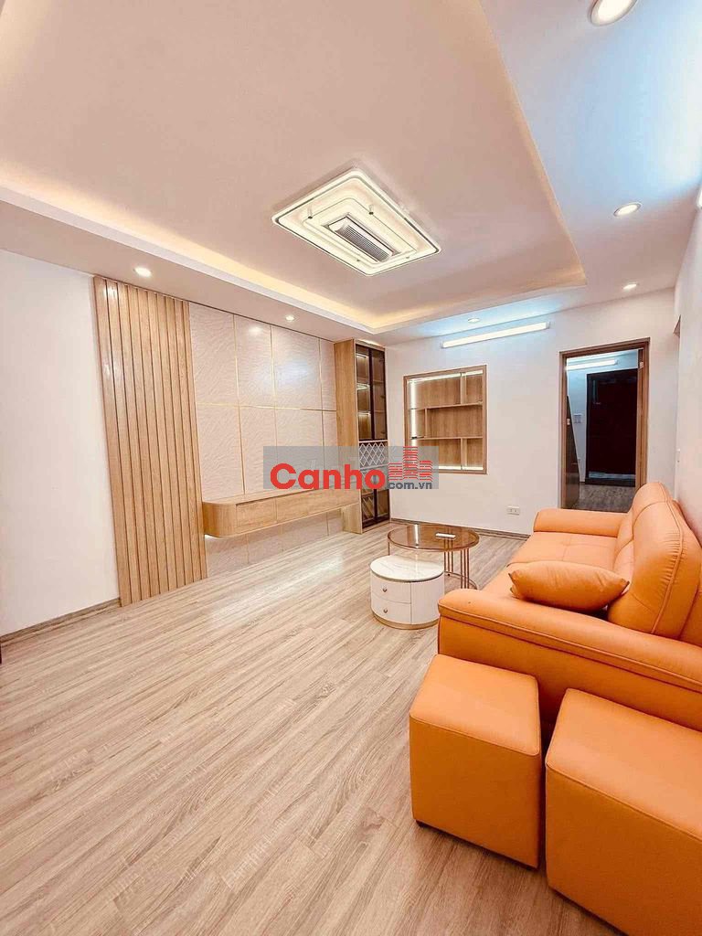 Bán tập thể Đại La tầng 2, 70m, ô tô đỗ chân cầu thang, full nội thất