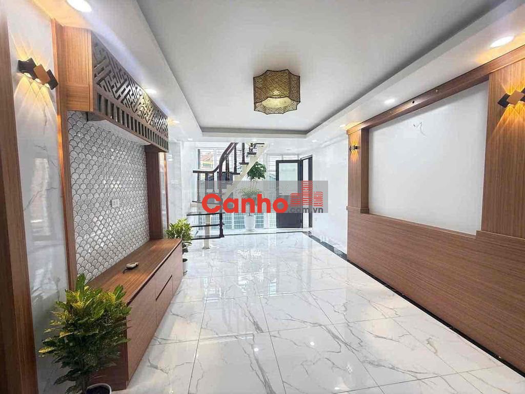 Bán căn tập thể Bách Khoa 100m², 4 ngủ, full nội thất, ô tô đỗ chân cầ