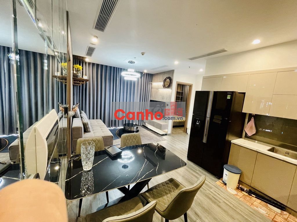 Cần bán gấp căn 3N2WC, 80m2 Full Nội Thất chỉ 4,95 tỷ tại VinhomesOCP