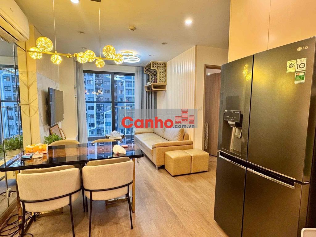 bán căn 2 ngủ 1 vệ sinh 55m2 tại Vinhomes Smart City