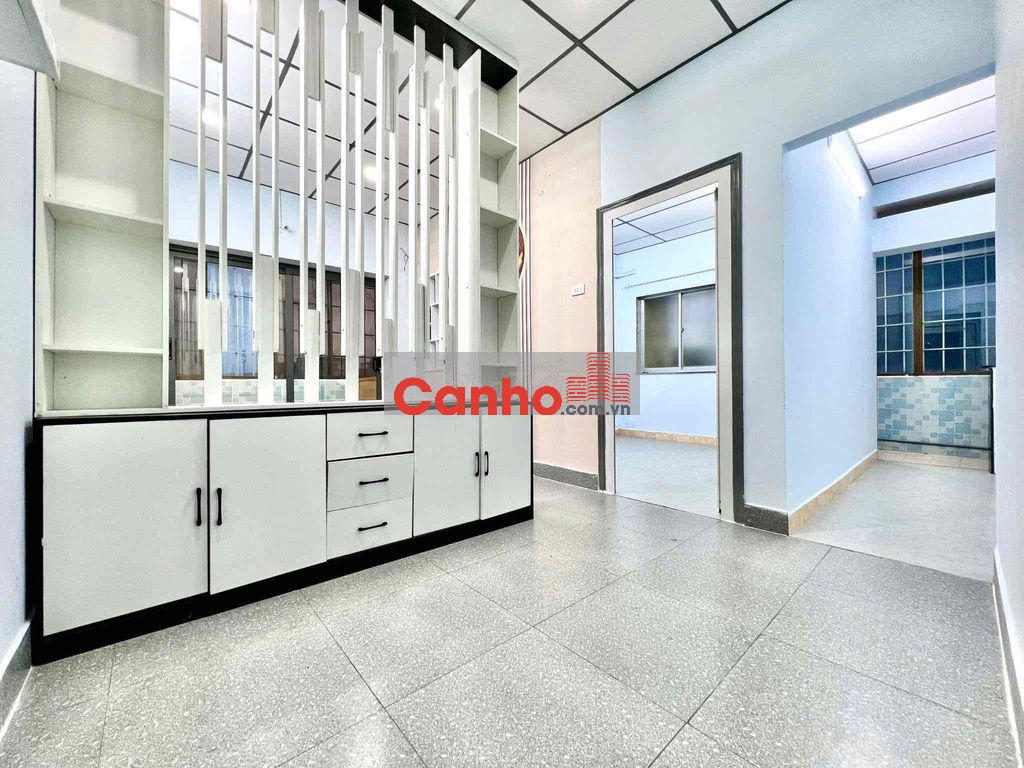 chung cư Bàu Cát 2 đường Ni Sư Huỳnh Liên.DT 42m2