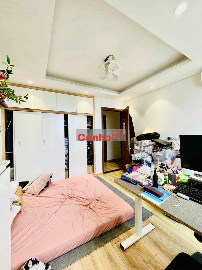 Bán căn chung cư lôc góc cao cấp,102m 3 ngủ,trung tâm ngoại giao đoàn