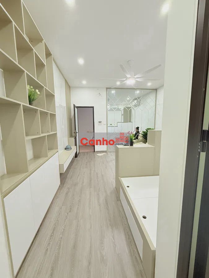 NHÀ ĐẸP - MẶT NGÕ - THOÁNG - Ô TÔ ĐỖ CẦU THANG - FULL NỘI THẤT - 2PN.