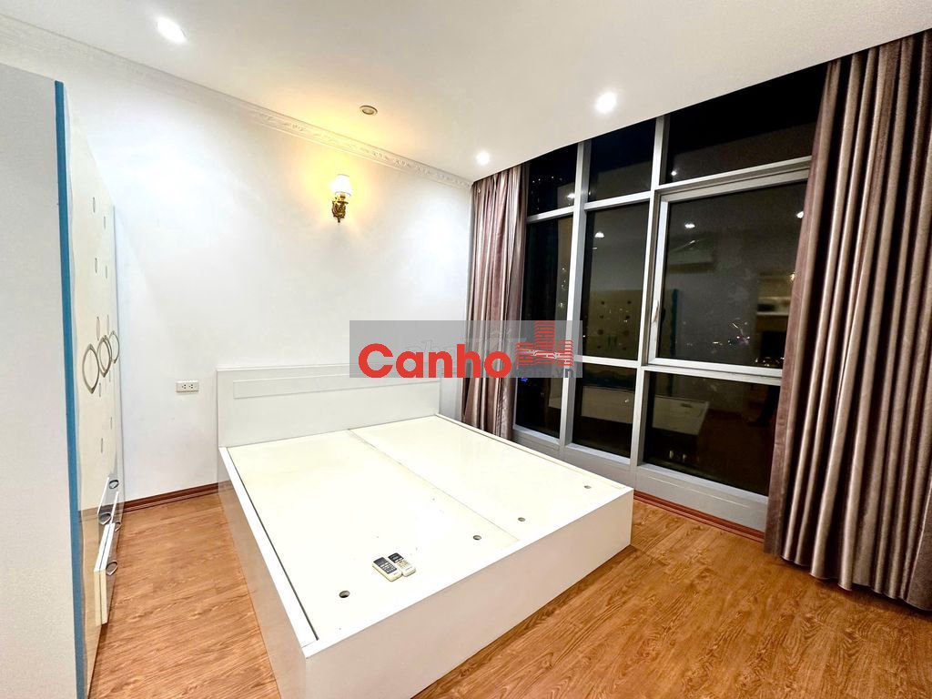 Bán căn hộ, SDU 143 Trần Phú, 55m2, 2 phòng ngủ 2 vệ sinh, giá rẻ