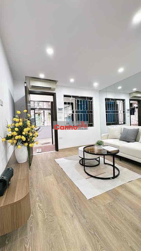 TẦNG 2 MẶT PHỐ 8/3 #QUỲNH MAI - SÂN CHƠI TRƯỚC NHÀ - HAI MẶT THOÁNG