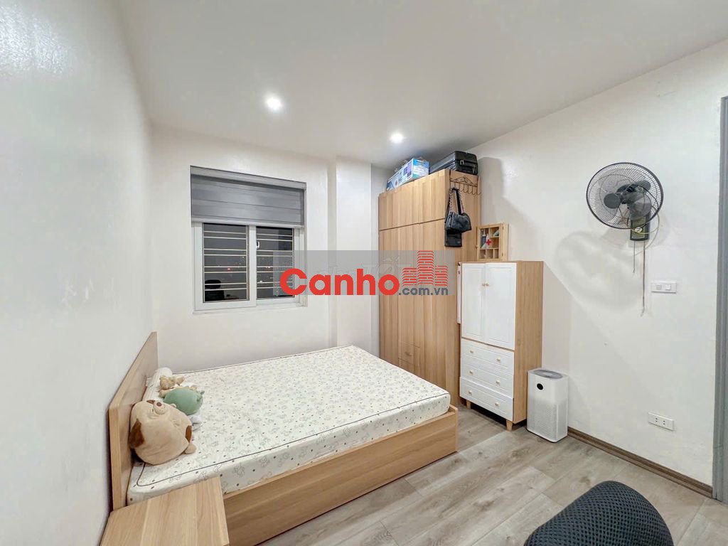 Bán căn hộ, SDU 143 Trần Phú, 70m2, 2 phòng ngủ 2 vệ sinh, giá rẻ