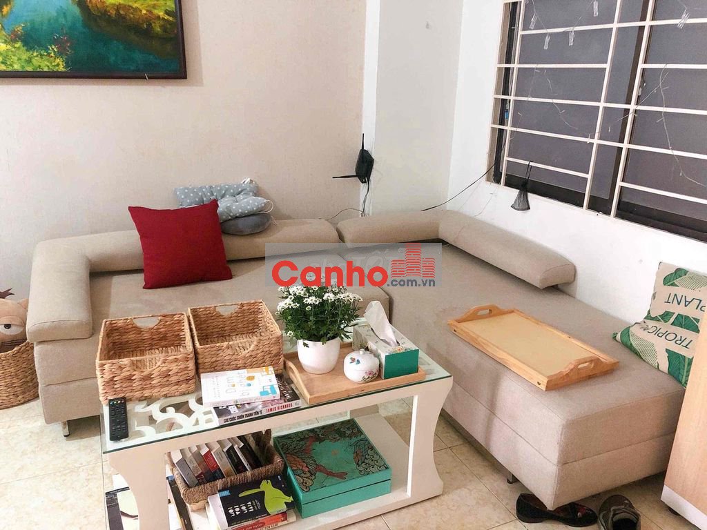 Cần bán căn hộ trung tâm có sổ hồng vĩnh viễn