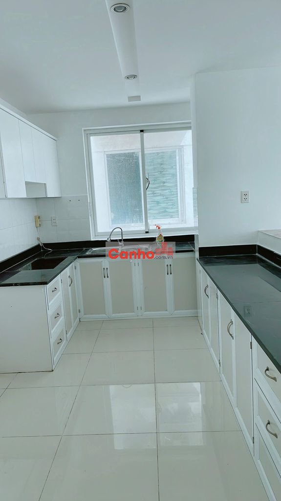 Bán căn hộ Terra Rosa Khang Nam 3PN, 3WC nhà trống giá rẻ