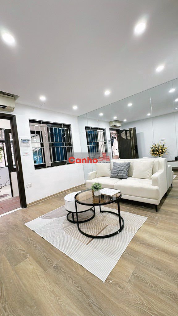 Bán tập thể Quỳnh Mai tầng 2, 65m², 2 ngủ, bếp siêu rộng