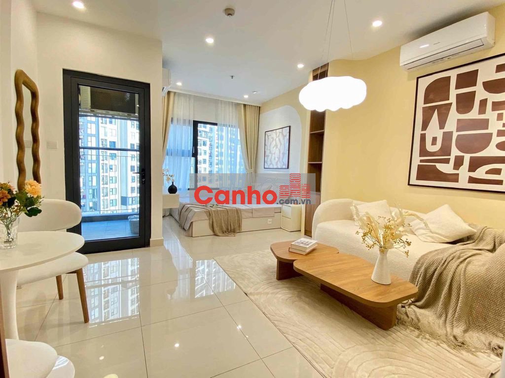 Siêu hiếm- Studio hướng Đông Nam view bể bơi, full đồ, sẵn sổ