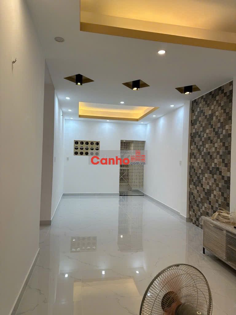 Chung cư 70m2, 3 phòng ngủ, Đường Phạm Văn Đồng , Q. Bình Thạnh