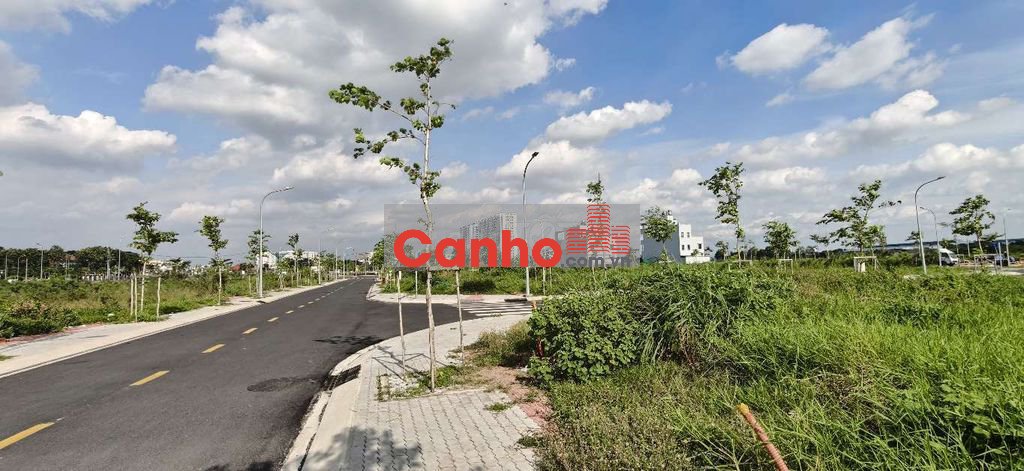 Căn siêu đẹp 2pn giá 3.3 tỷ full nội thất