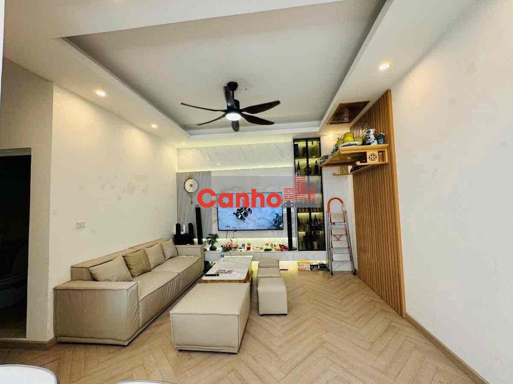 Chung Cư N03 Trần Quý Kiên 80m2 - Tầng 3 - Căn Góc - 2 Ngủ - (6,8 Tỷ)