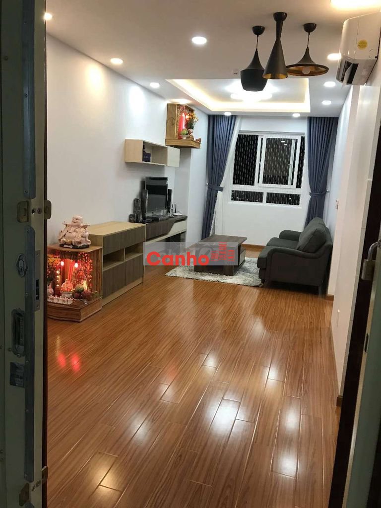 Chính chủ: Bán CH 74m2, 2PN, 2WC, PK, PB, NT full, 3,3 tỉ.