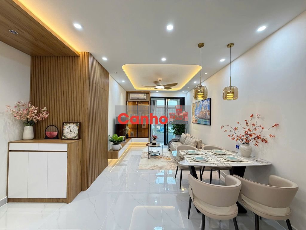 Cần bán nhanh căn hộ Sky Garden, nhà đẹp, mới 100%, giá tốt