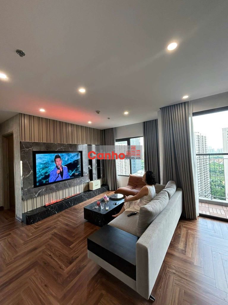 Bán căn 3pn dt 75m full đồ cao cấp đông nam tầng trung 4.9 tỷ OCP1 GL