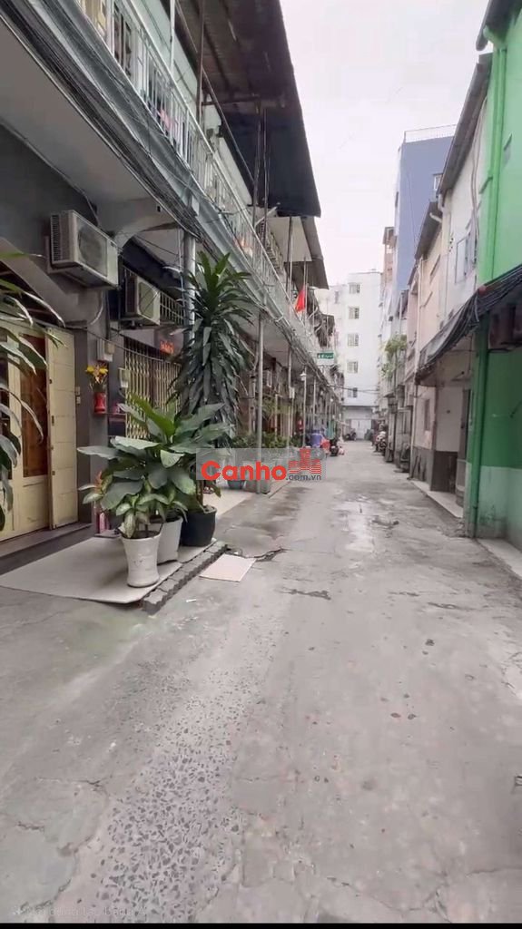 Bán chung cư Tầng Trệt đường Phù Đổng Thiên Vương P11 Q5