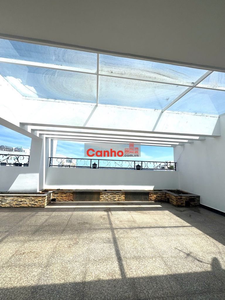 Bán căn hộ Penhouse Hoàng Anh Giai Việt  856 Tạ Quang Bửu  P5, Q8.