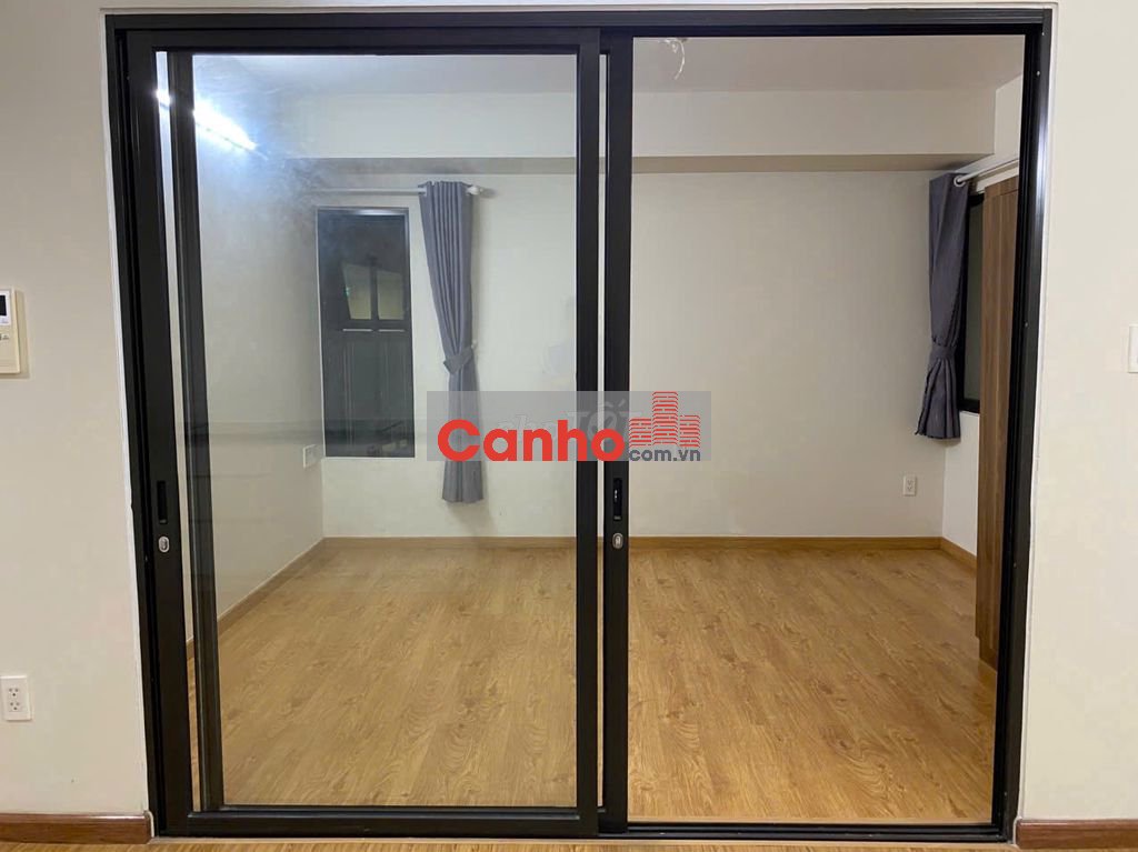 Cần bán gấp căn hộ Flora KIKYO, 55m2 1+1PN - 1WC NTCB, giá chỉ 3 tỷ 2