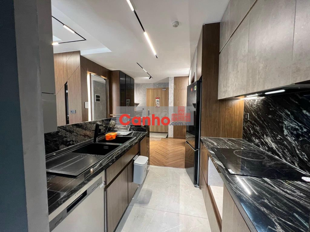 Bán gấp 3PN2WC nội thất cao cấp khu Emerald Celadon City Tân Phú