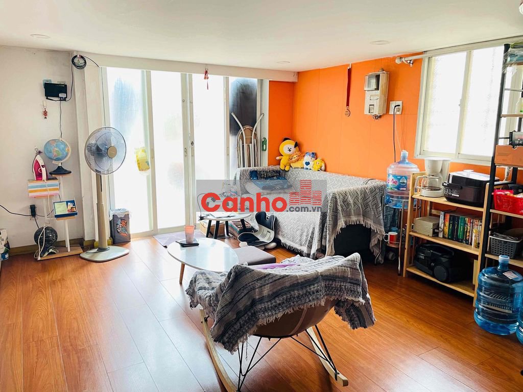 căn hộ tập thể có gác lửng nguyễn công trứ trung tâm quận 1