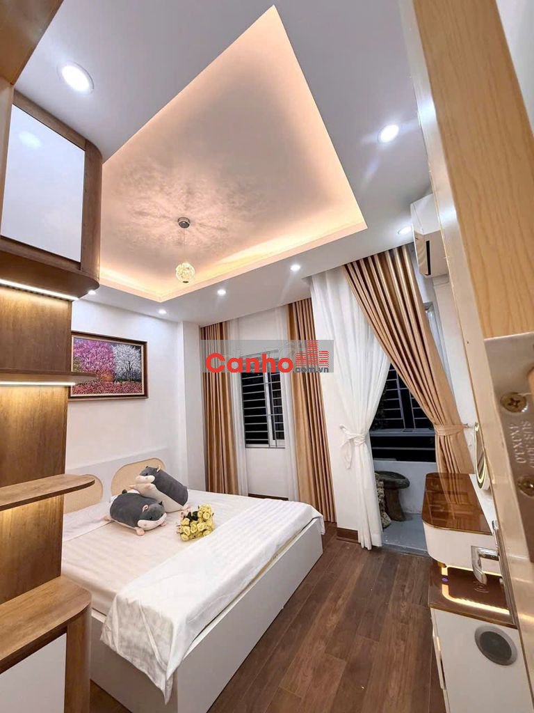 Bán căn hộ Yên Hoà, Cầu Giấy: 35m2, sổ riêng, 2,85 tỷ, full nội thất