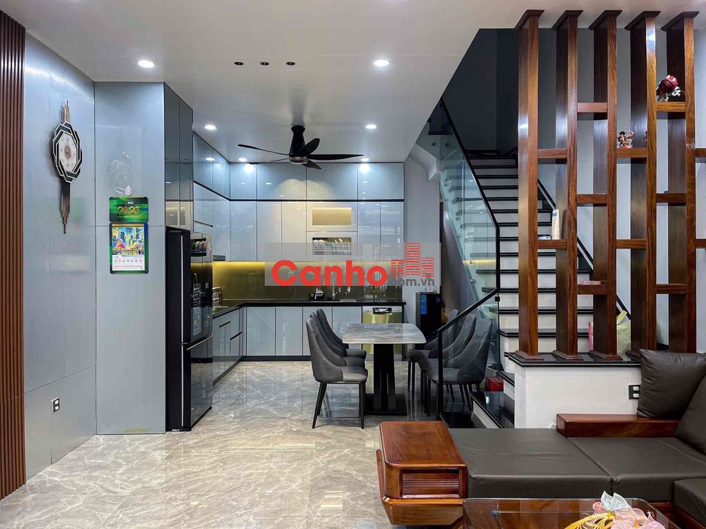 Siêu hiếm! Trần Khát Chân 3 thoáng, ngõ thông, sổ đỏ CC, không QH 37m2