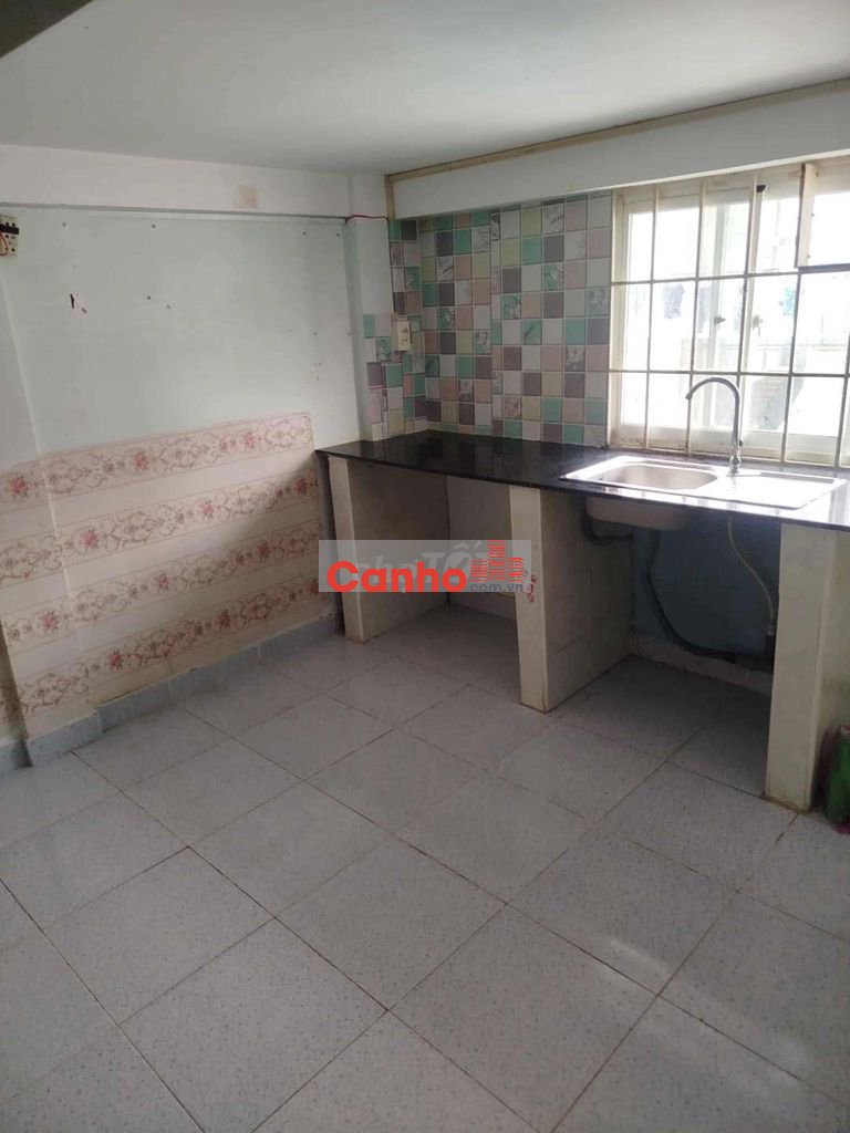 Nhà Becamex Mỹ Phước 1, lầu 4 ,giá 100% tiền: 225 triệu. Thuê 1,8tr