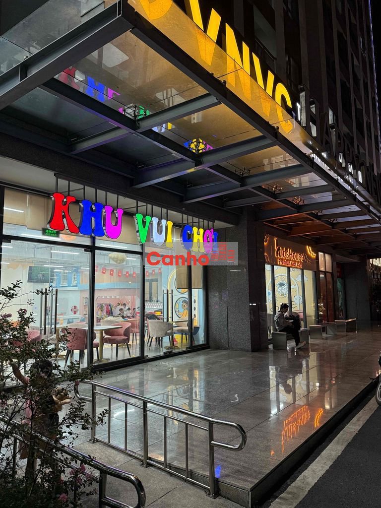 Căn hộ ngay siêu thi Go đh quốc gia hcm chỉ 2.3 tỷ/2PN