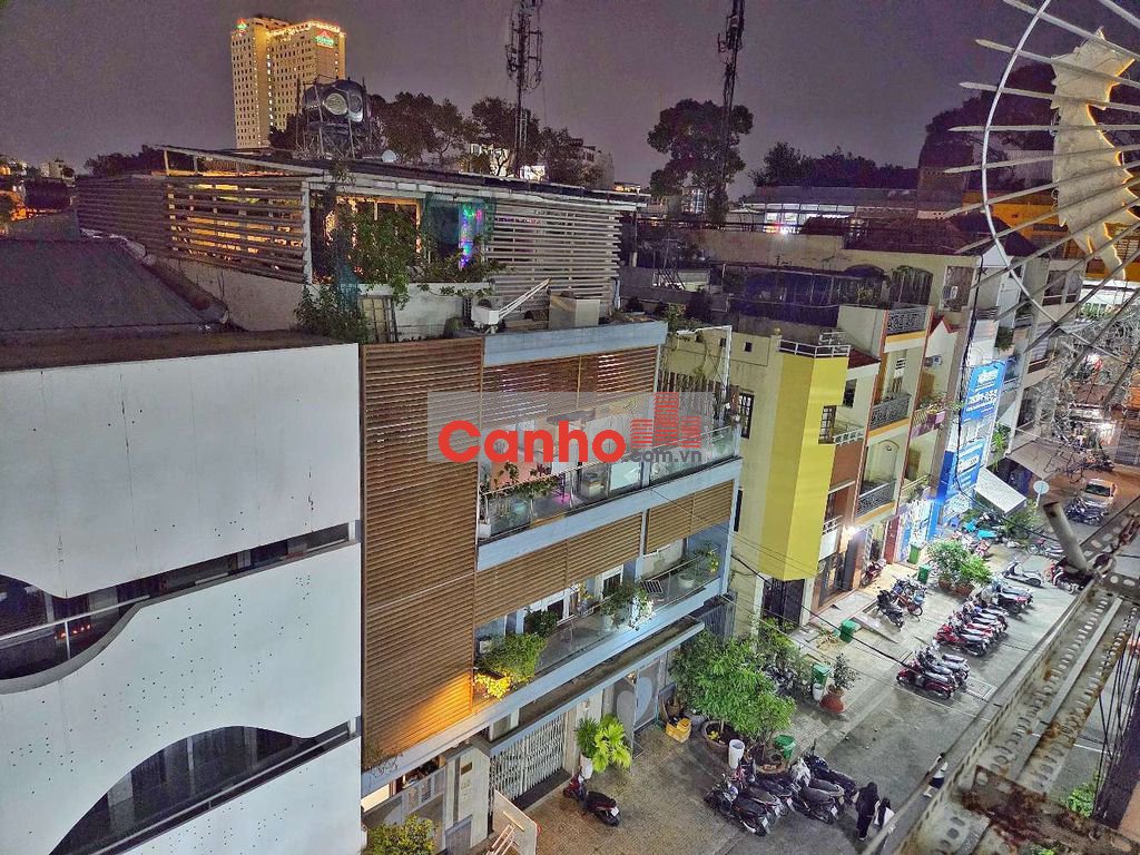 Bán căn hộ chung cư hẻm 136 Nguyễn Tri Phương (P9, Q5 cũ)