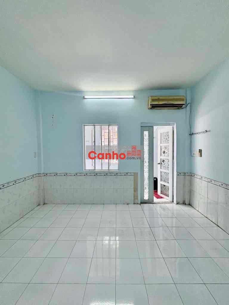 căn hộ mặt tiền Ngô Quyền, p6, q10, 70m2, 2pn, 2wc, có chỗ để xe riêng