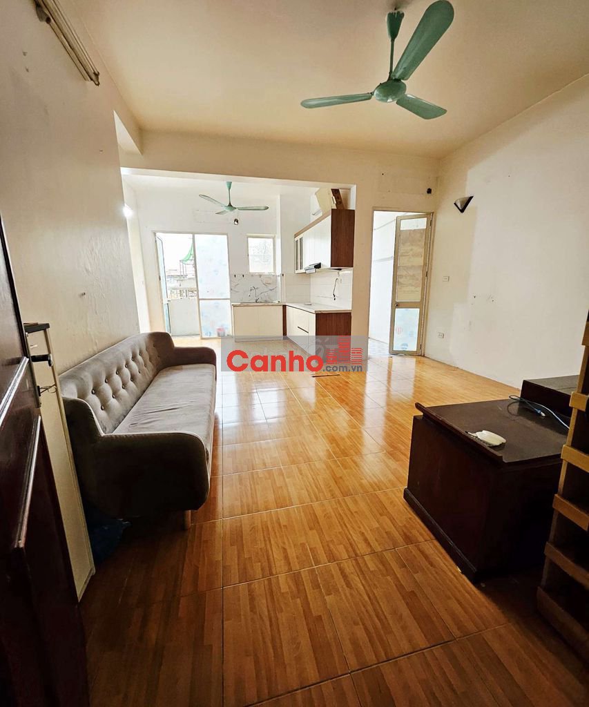 CH F4 Trung Kính, DT 83m2, 2 PN + 2WC + 3Logia, Nội thất cơ bản