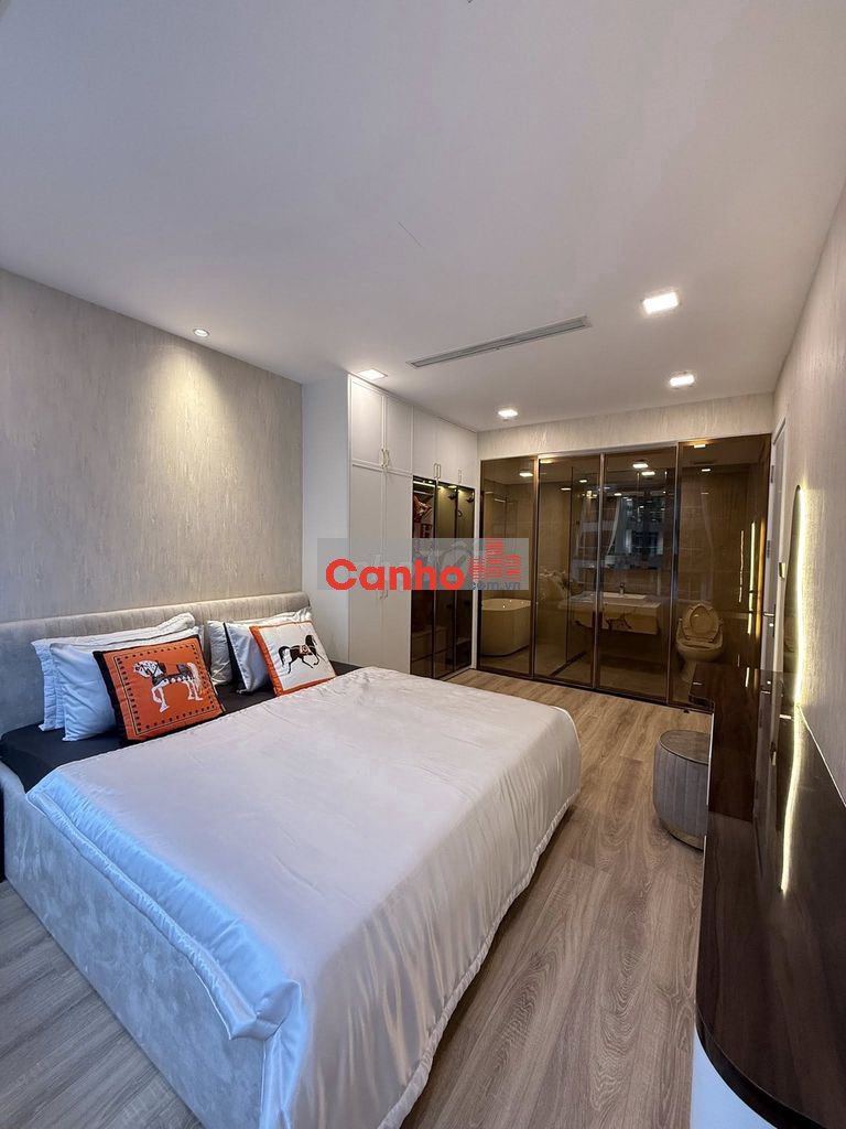 Bán căn 2PN view thoáng đẹp, 84m2, Giá 8.4 tỷ, Vinhomes Central Park