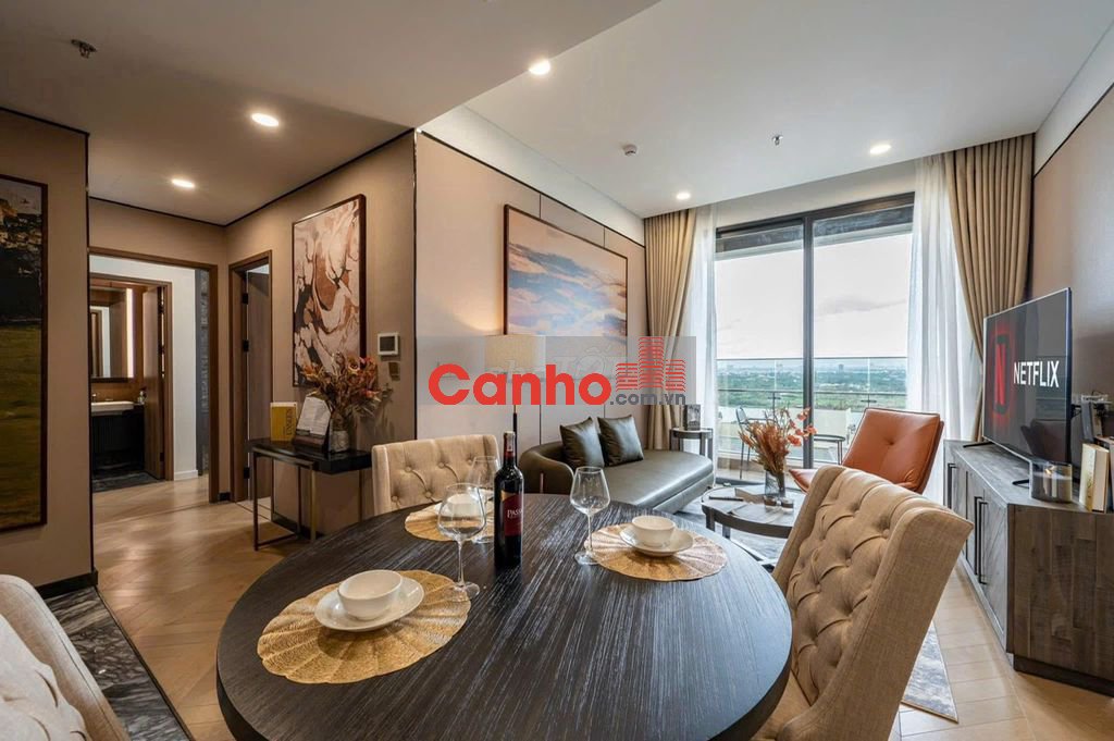 2PN/ 2,2tỷ view hồ bơi gần trường học Đại Học CN TPHCM_nội thất xịn