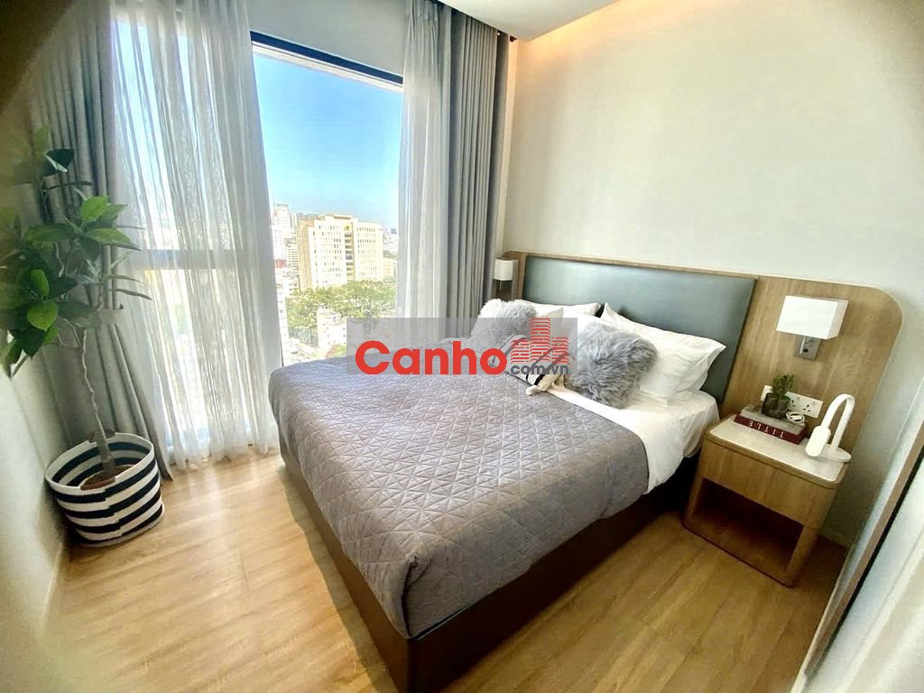 Chính chủ bán căn hộ Zenity Tầng 18, góc 3PN 116 m2 giá chỉ 15,8 tỷ