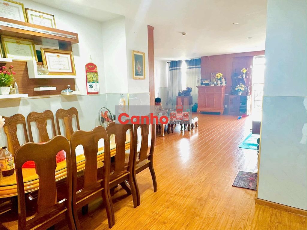 Bán căn 120m chung cư TDH , nội thất đầy đủ dọn vào ở ngay