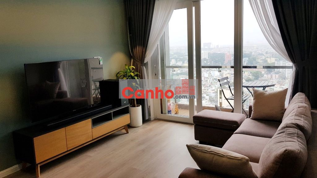 Gia đình bán căn góc CC Screc Trường Sa Q.3. 105m2 3p 2wc. Giá 5,65 tỷ