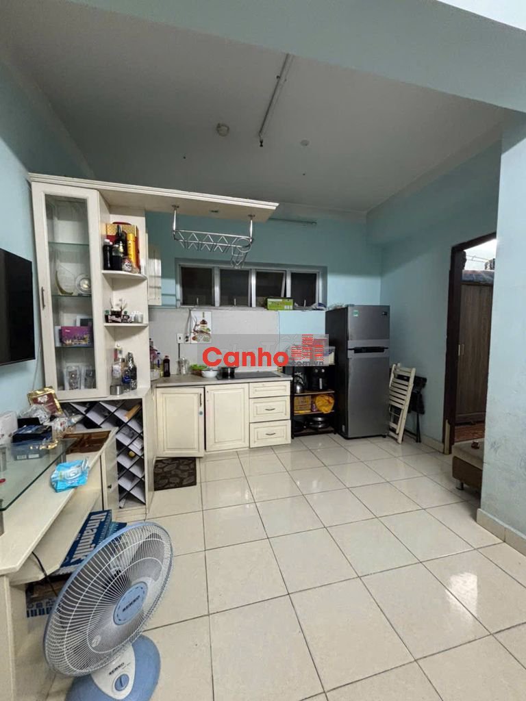 Bán Căn Hộ 49 m2, 2 PN, Nhất Lan 3. (Gấp. , Gấp )