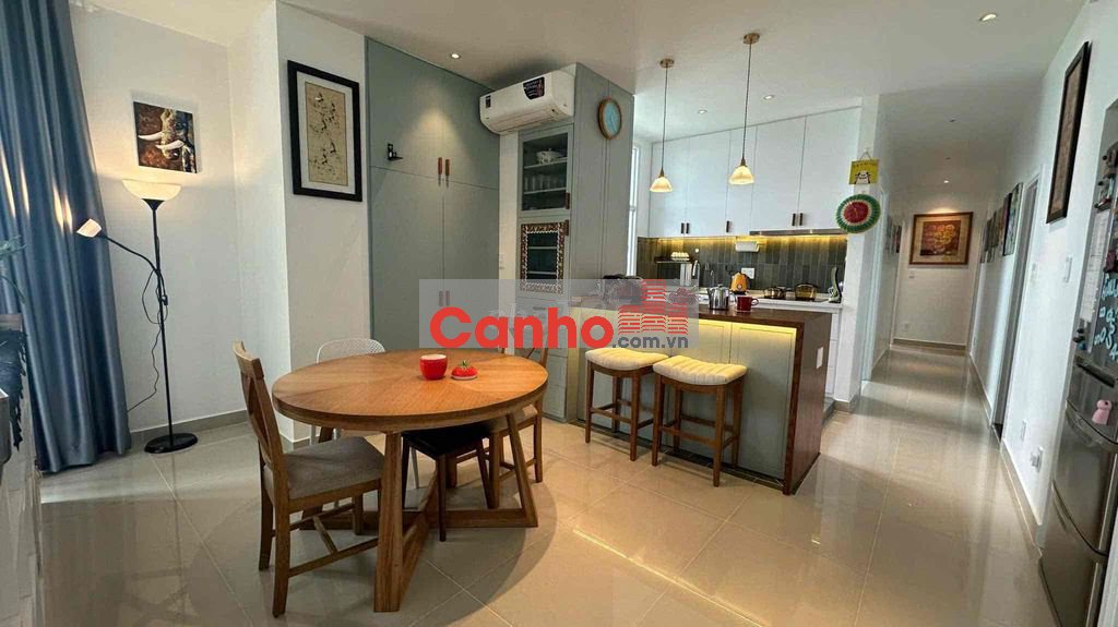 Căn view sông 3pn, 2 toilet decor nội thất cao cấp