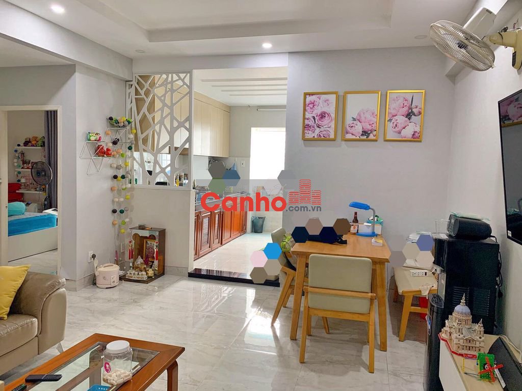 Căn hộ chung cư D5 Bình Thạnh, DT 75m2, 2PN, 2WC, ban công, sổ hồng