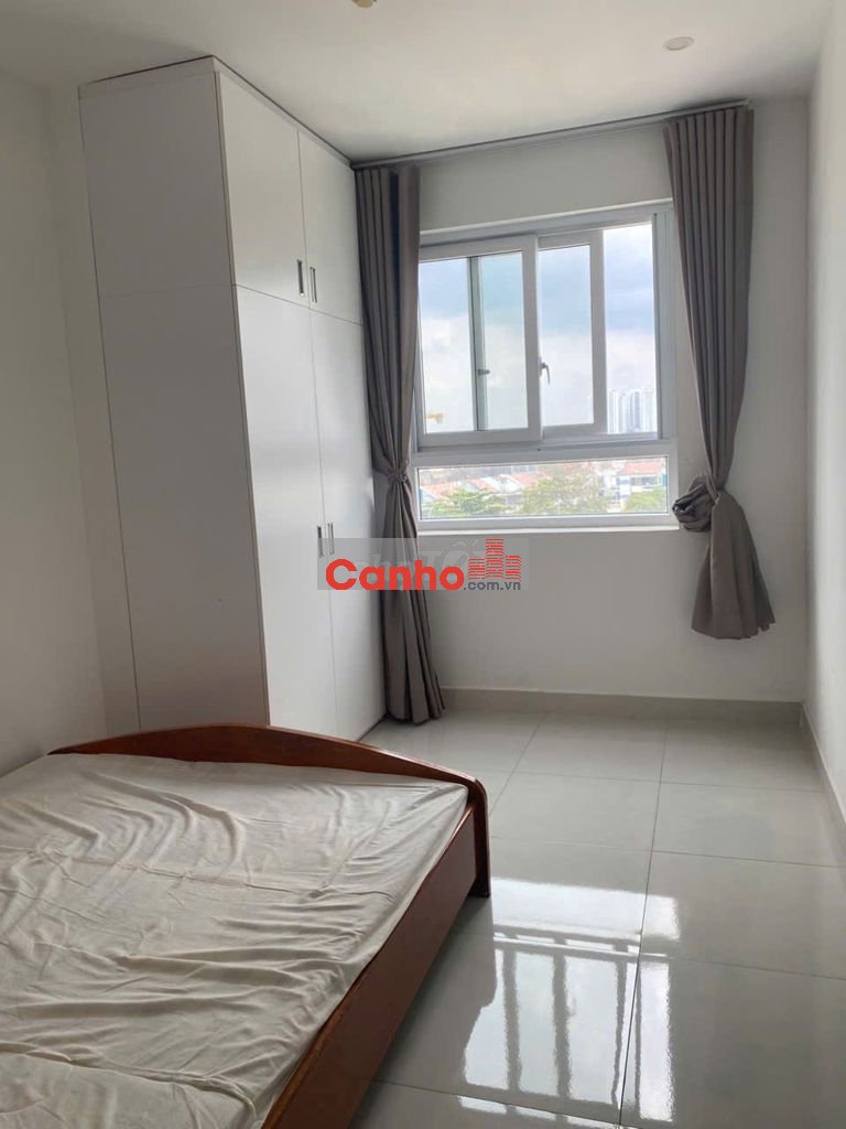 Cần bán gấp căn hộ Tara số 1A đường Tạ Quang Bửu p6 Q8