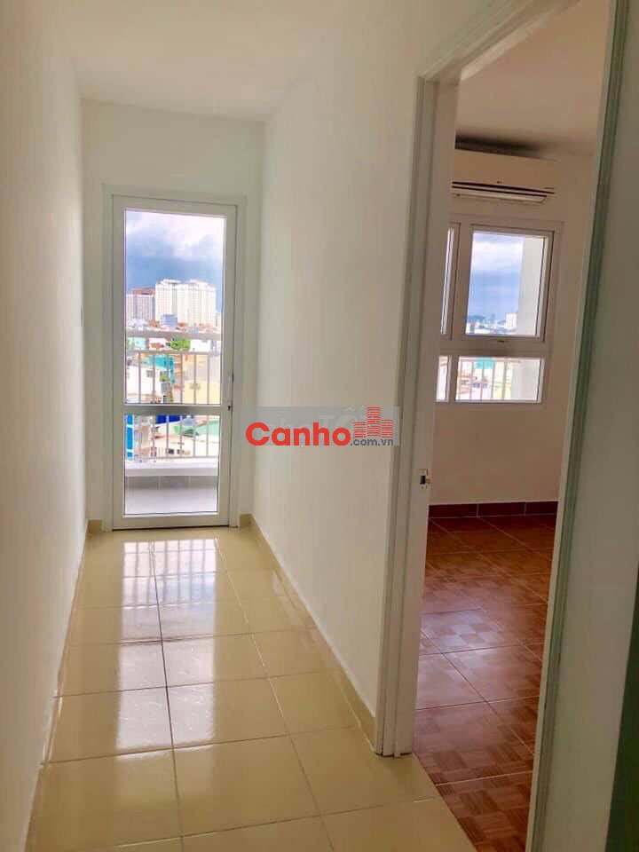 Cần bán căn hộ 8X Đầm Sen giá 2 tỷ 350, đã có sổ hồng