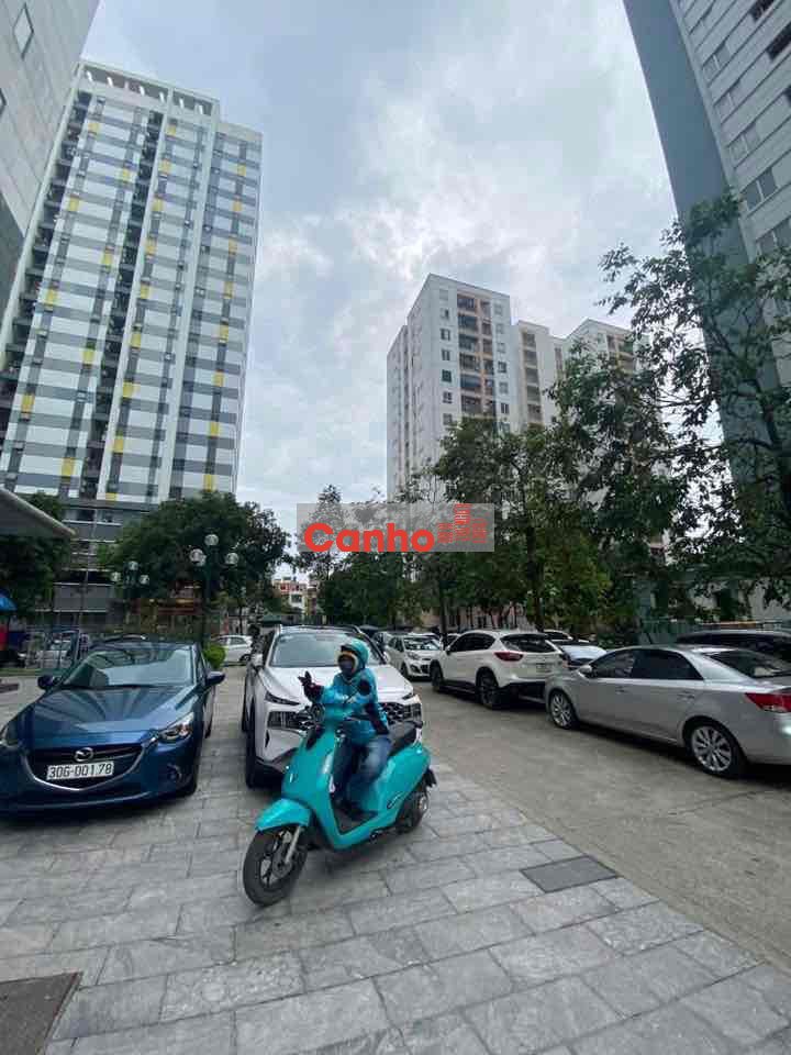 bán gấp căn góc 68m tầng 10 toà Ricecity Linh đàm chỉ 5.69 tỷ